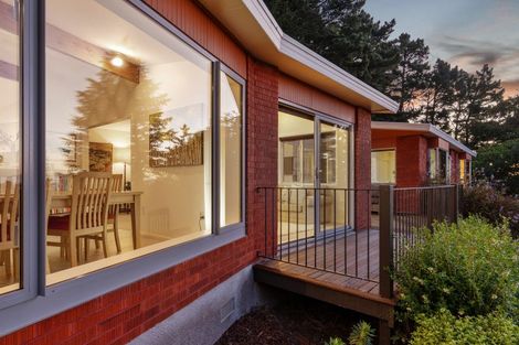 Photo of property in 831 Cashmere Road, Halswell, Christchurch, 8025