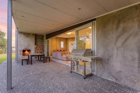 Photo of property in 111 Kauri Crescent, Matarangi, Whitianga, 3592