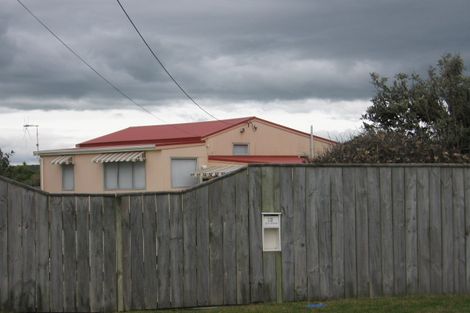Photo of property in 15 Nelson Street, Foxton Beach, Foxton, 4815