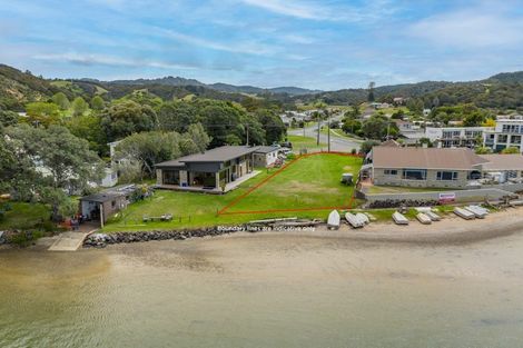 Photo of property in 1 Ewen Street, Ngunguru, Whangarei, 0173