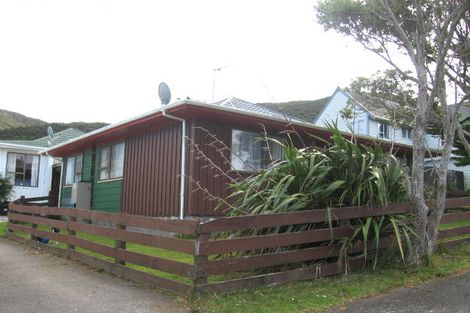 Photo of property in 105 Thurleigh Grove, Karori, Wellington, 6012