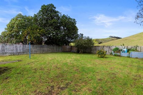 Photo of property in 20 Bertram Road, Kawakawa Bay, 2585