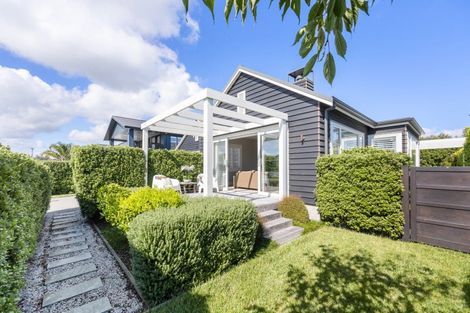 Photo of property in 56 Weatherly Drive, Beachlands, Auckland, 2018