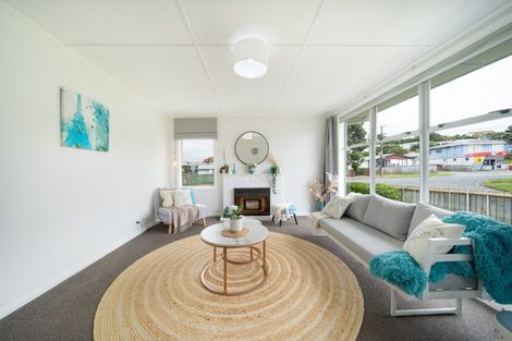 Photo of property in 2 Matatiro Street, Titahi Bay, Porirua, 5022