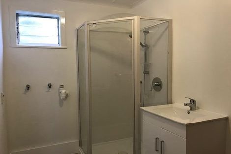 Photo of property in 11 Aranoni Street, Island Bay, Wellington, 6023