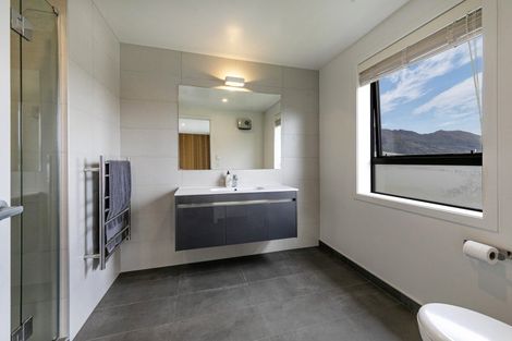 Photo of property in 45 Tenby Street, Wanaka, 9305