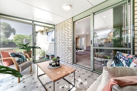 Photo of property in 2/38 Sandwich Road, St Andrews, Hamilton, 3200