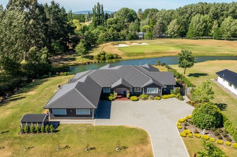 Photo of property in 10 Burntwood Lane, Pegasus, 7612