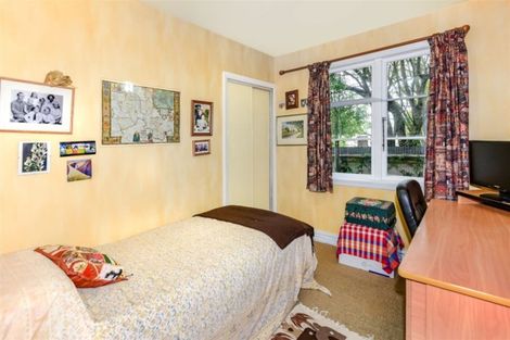 Photo of property in 57 Searells Road, Strowan, Christchurch, 8052