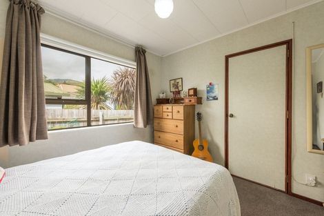 Photo of property in 2/1 Alyson Place, Stoke, Nelson, 7011