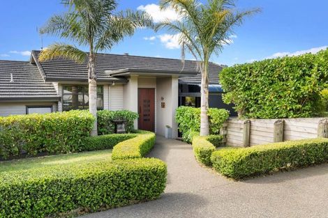 Photo of property in 14 Regis Lane, Flat Bush, Auckland, 2019