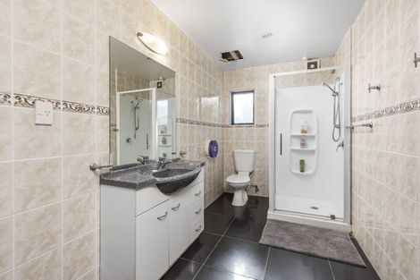 Photo of property in 19 Woodside Avenue, Northcote, Auckland, 0627