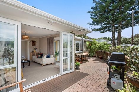 Photo of property in 67 Bird Grove, Stokes Valley, Lower Hutt, 5019