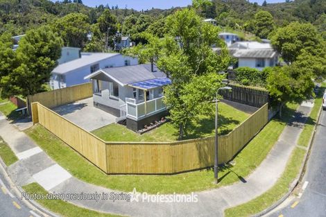 Photo of property in 90 Norana Road, Timberlea, Upper Hutt, 5018