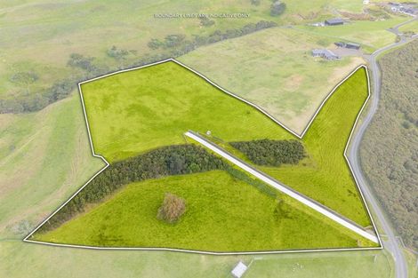 Photo of property in 13 Slater Road, South Head, 0874