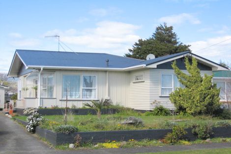 Photo of property in 6 Bowen Street, Levin, 5510