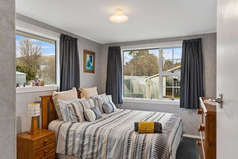 Photo of property in 50 Wylam Street, Waikaia, 9778