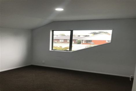 Photo of property in 2 Miles Avenue, Papatoetoe, Auckland, 2025