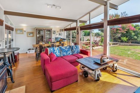 Photo of property in 97 Pakuranga Road, Pakuranga, Auckland, 2010