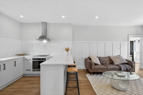 Photo of property in 13 Kowhai Terrace, Saint Martins, Christchurch, 8022