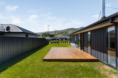 Photo of property in 6 Searle Drive, Cromwell, 9310