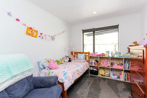 Photo of property in 18 Rotokare Crescent, Whalers Gate, New Plymouth, 4310