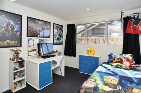 Photo of property in 6 Aroha Street, Pegasus, 7612