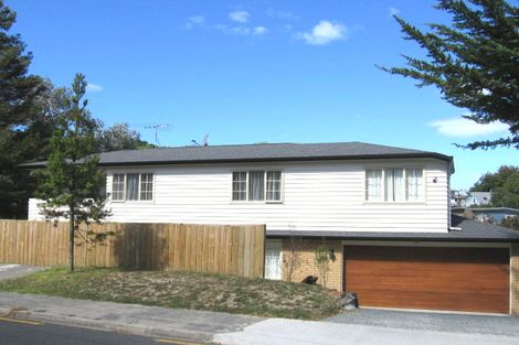 Photo of property in 50b Seaton Road, Murrays Bay, Auckland, 0630