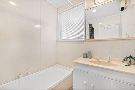 Photo of property in 38 Farrington Avenue, Bishopdale, Christchurch, 8053