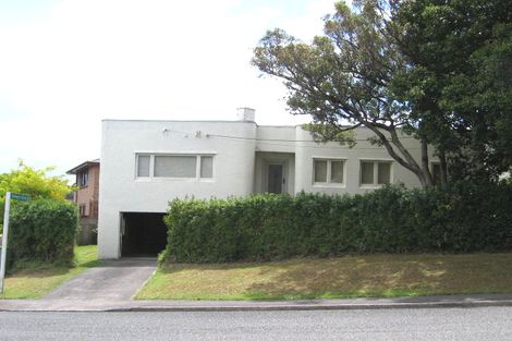 Photo of property in 15 Marsh Avenue, Forrest Hill, Auckland, 0620