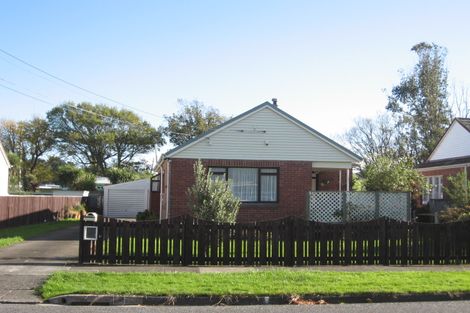 Photo of property in 8 Cole Street, Naenae, Lower Hutt, 5011