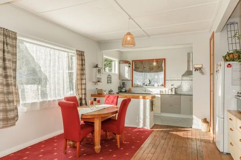 Photo of property in 2 Curtis Street, Hector, 7822