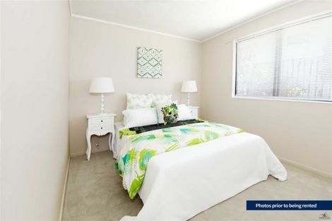 Photo of property in 34b Madigan Place, Glendene, Auckland, 0602