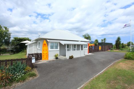 Photo of property in 7a Main Road, Raglan, 3225