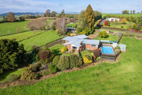 Photo of property in 384 Waikeria Road, Kihikihi, Te Awamutu, 3874