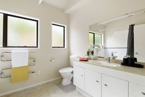 Photo of property in 59 Pemberton Avenue, Bayview, Auckland, 0629