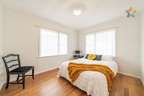 Photo of property in 39 Ruthven Road, Wainuiomata, Lower Hutt, 5014