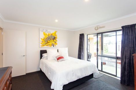 Photo of property in 24 Poynter Place, Gonville, Whanganui, 4501