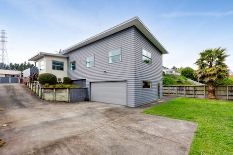 Photo of property in 13a Heta Road, Highlands Park, New Plymouth, 4312