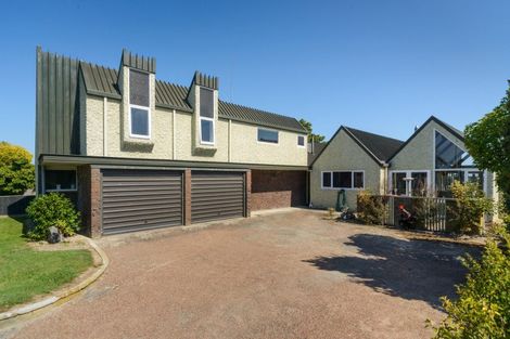 Photo of property in 111 Benmore Avenue, Cloverlea, Palmerston North, 4412