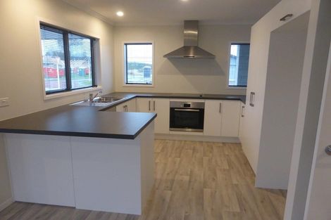 Photo of property in 50 Penetaka Heights, Pyes Pa, Tauranga, 3112