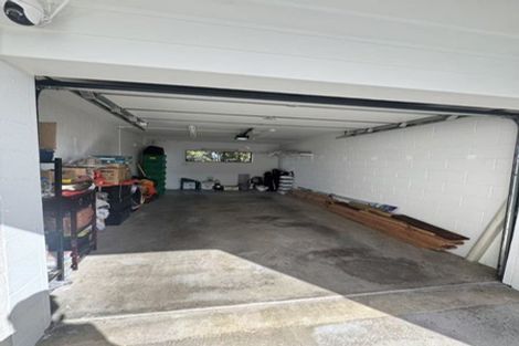 Photo of property in 2/18 Stanley Avenue, Milford, Auckland, 0620