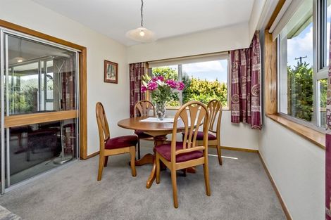 Photo of property in 325 Sawyers Arms Road, Bishopdale, Christchurch, 8053
