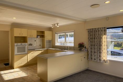 Photo of property in 1999 Ngunguru Road, Ngunguru, Whangarei, 0173