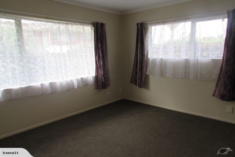 Photo of property in 2 Wheaton Place, Glen Eden, Auckland, 0602