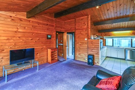 Photo of property in 137 Everglade Drive, Totara Heights, Auckland, 2105