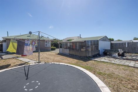 Photo of property in 24 Wimborne Crescent, Aranui, Christchurch, 8061