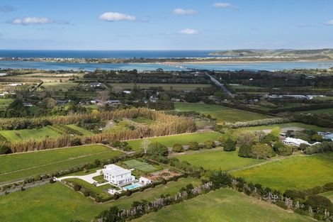 Photo of property in 130 Omaha Flats Road, Tawharanui Peninsula, Warkworth, 0986