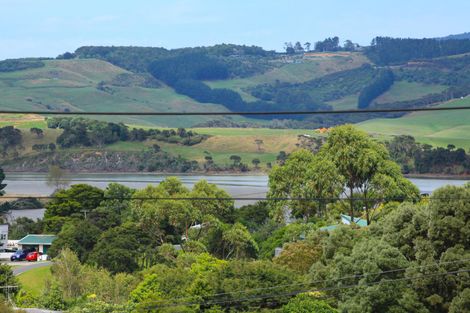 Photo of property in 7a Main Road, Raglan, 3225