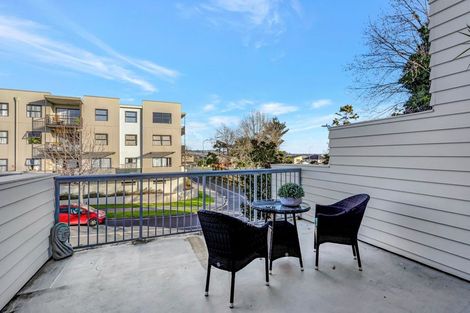 Photo of property in 8/46 Carlos Drive, Flat Bush, Auckland, 2016